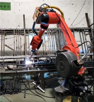 As vendas de robôs industriais neste ano podem ultrapassar 300,000 unidades